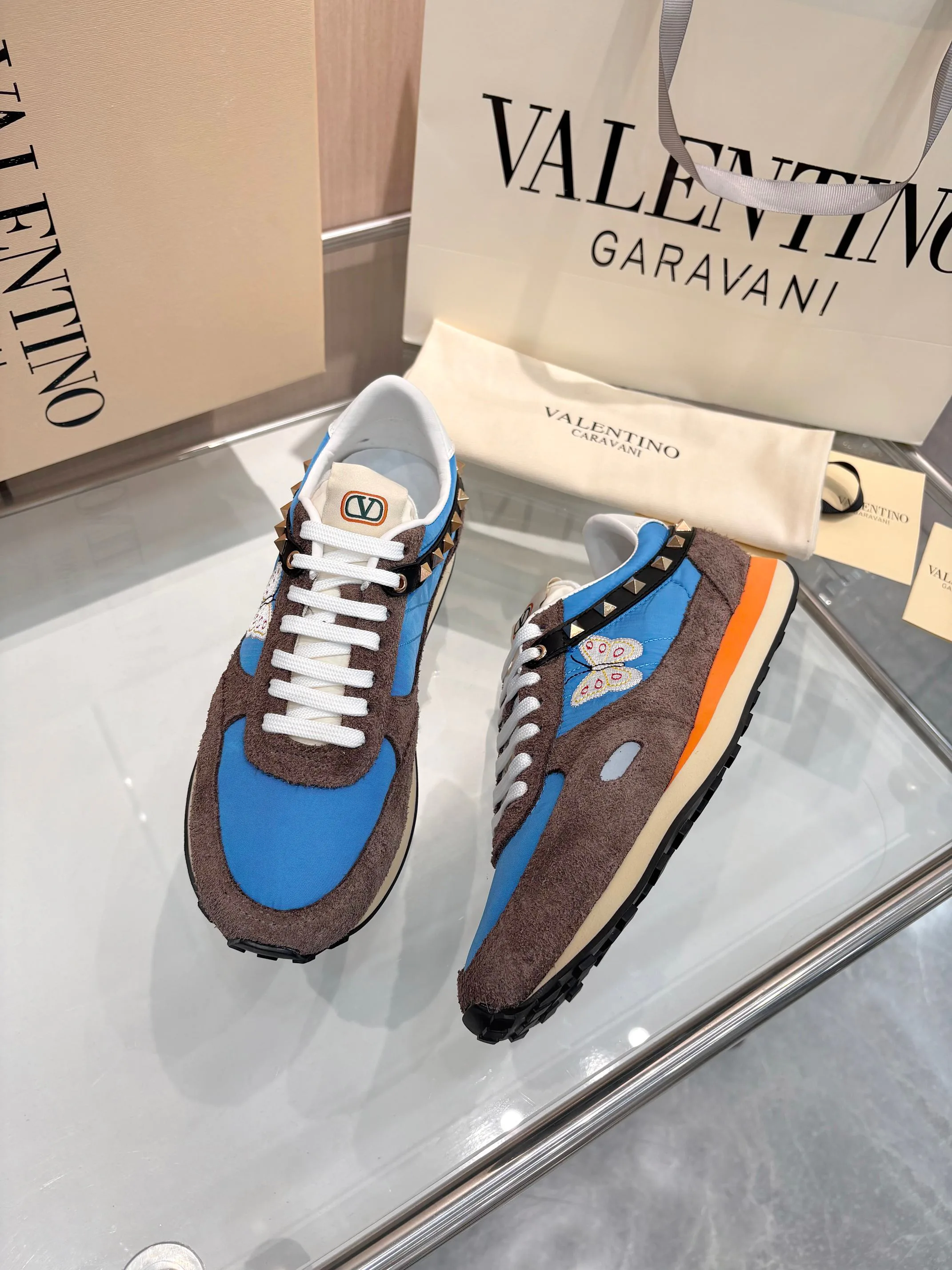 Women's Sneakers VALENTINO 17872799
