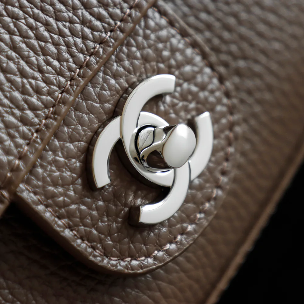 Women's Classic Handbags CHANEL 17823652