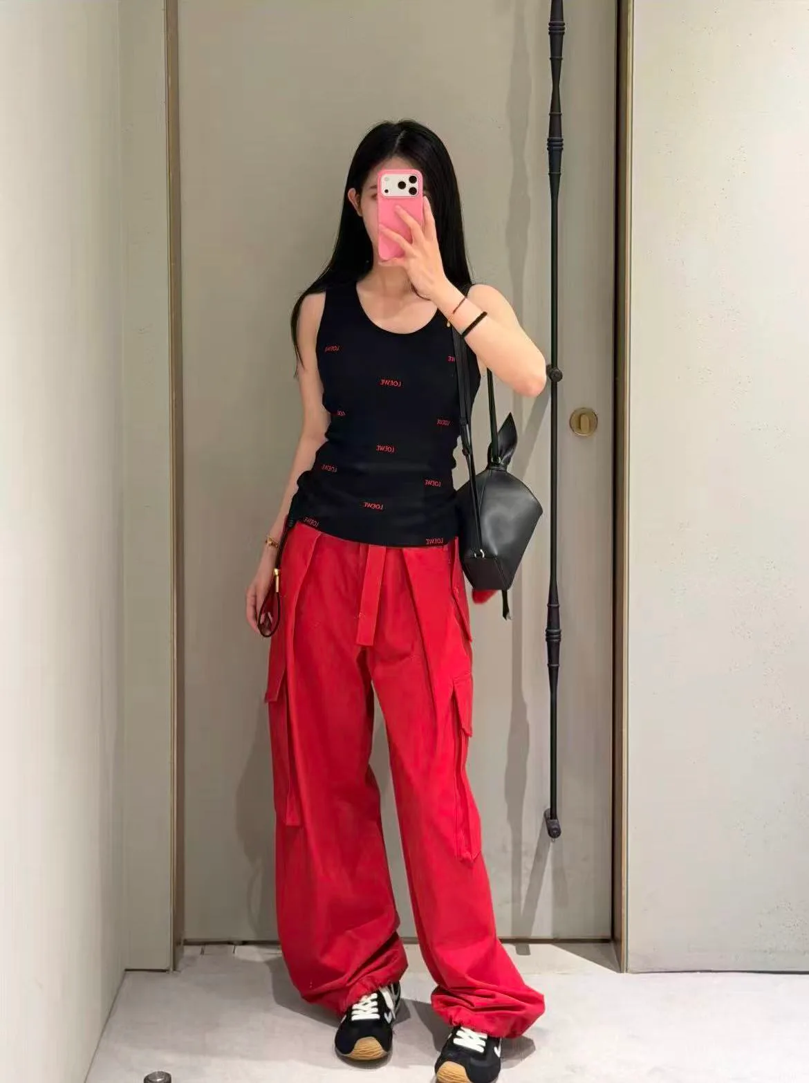 Women's Trousers LOEWE 18027311