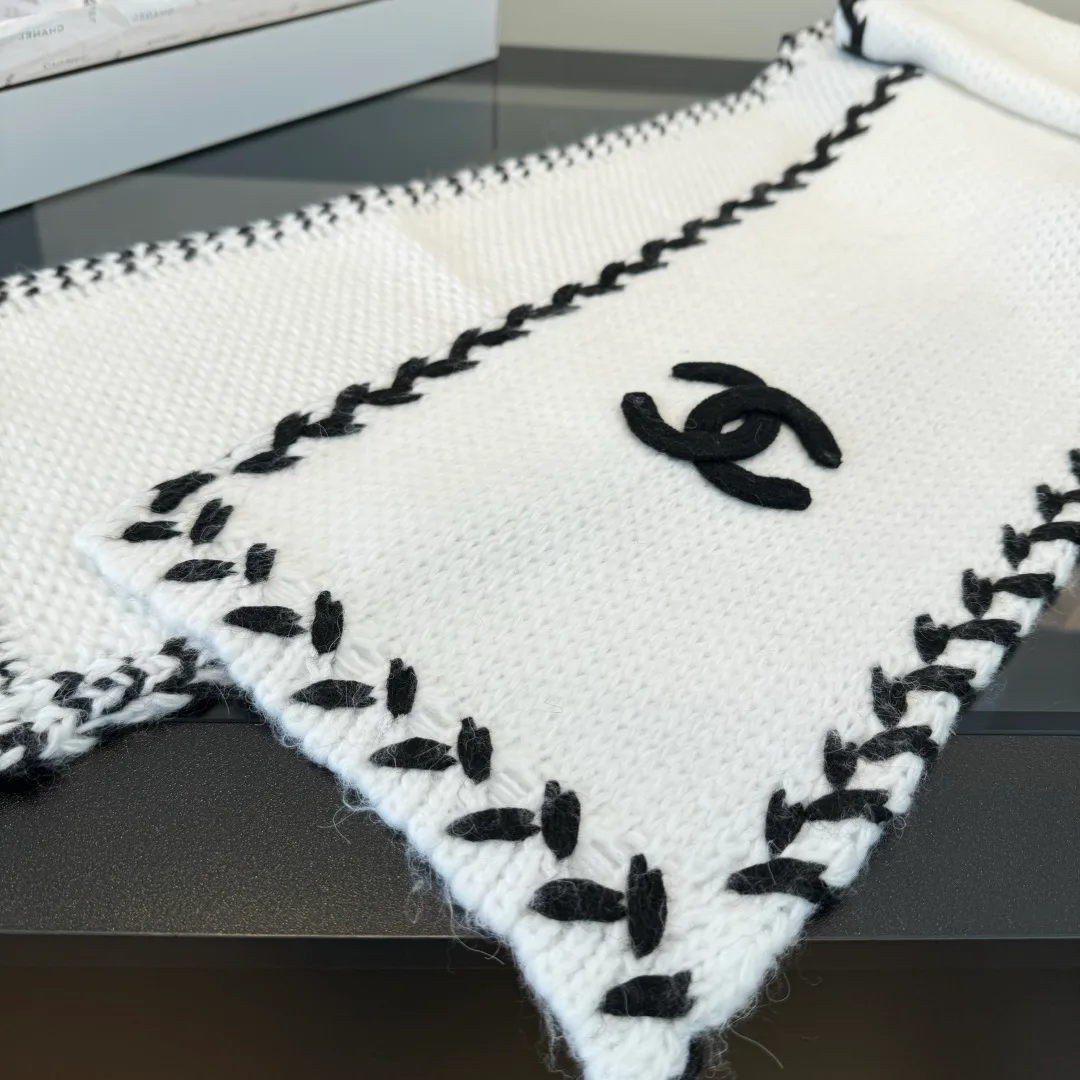 Scarves CHANEL 18275036