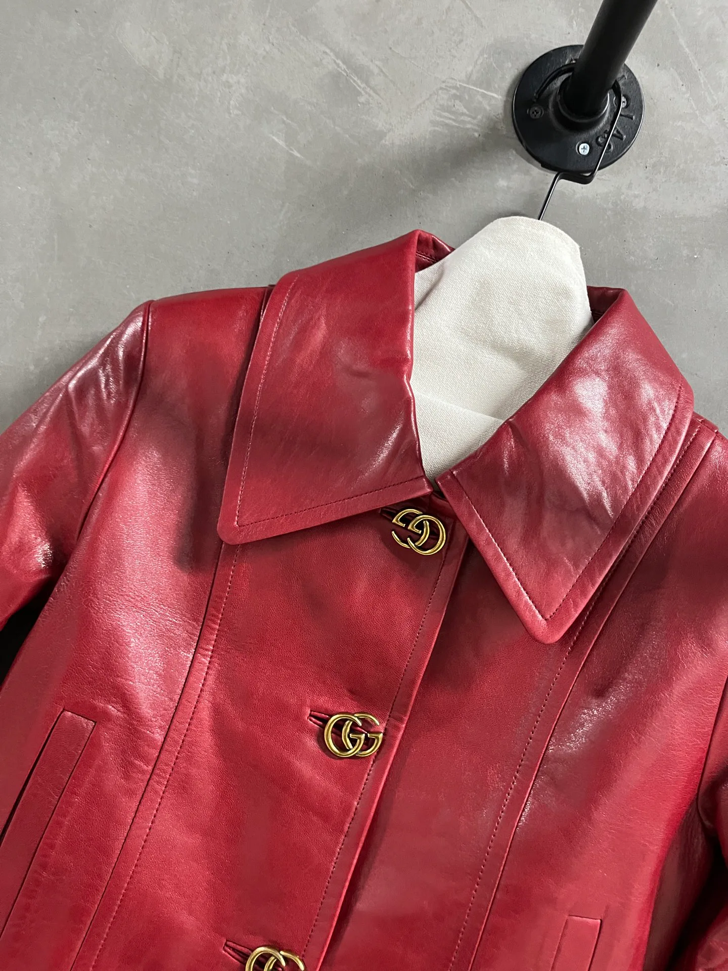 Women's Leather Jackets And Sheepskin Coats GUCCI 18172648