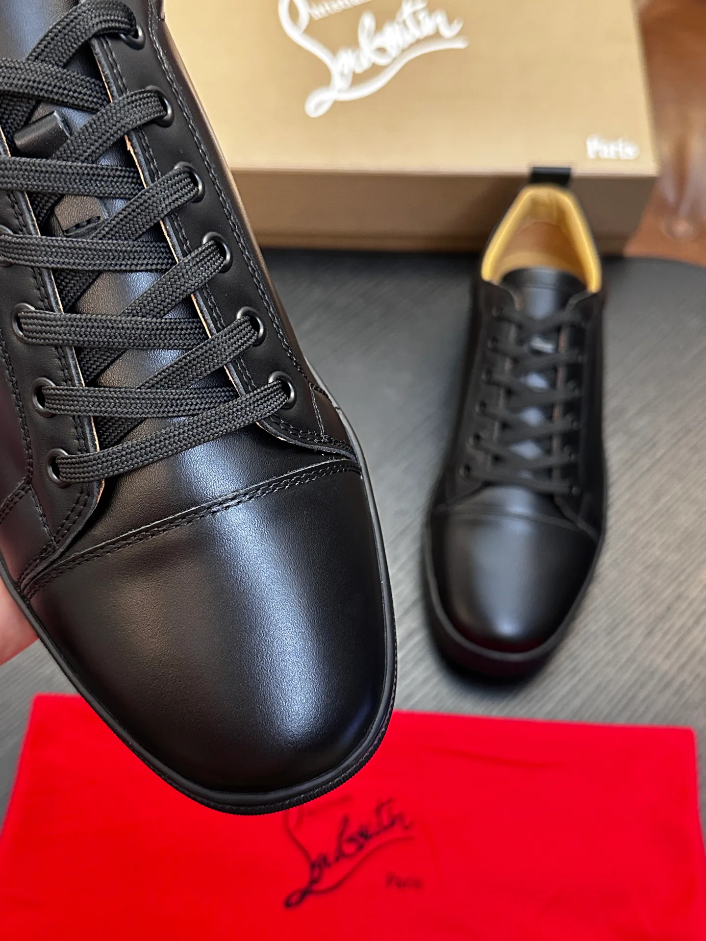Men's Sneakers CHRISTIAN LOUBOUTIN 17821711