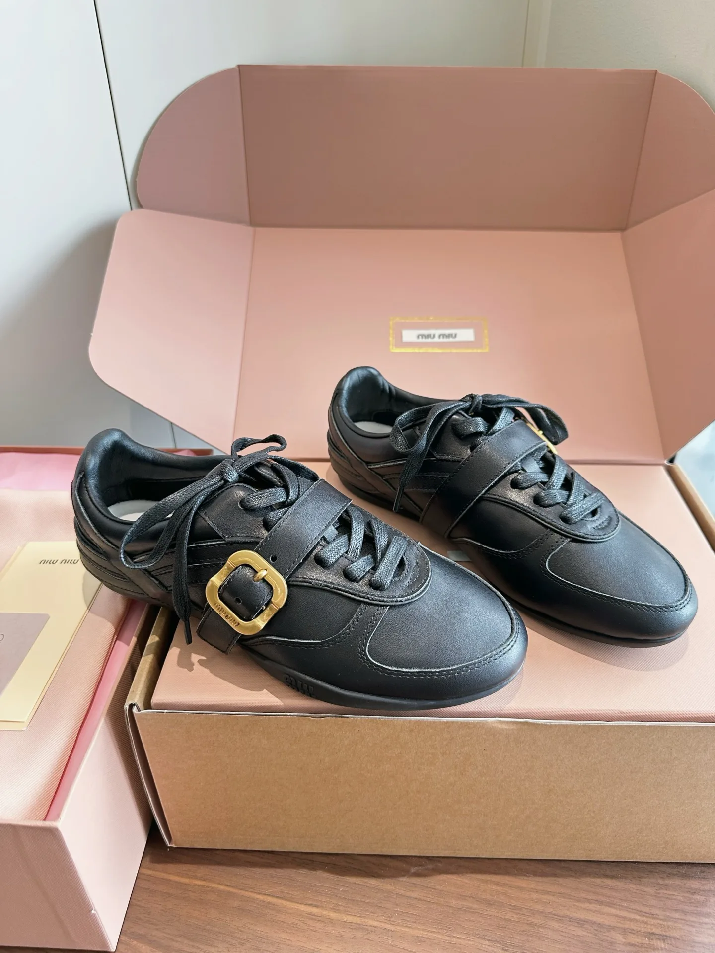 Women's Sneakers MIU MIU 18444007