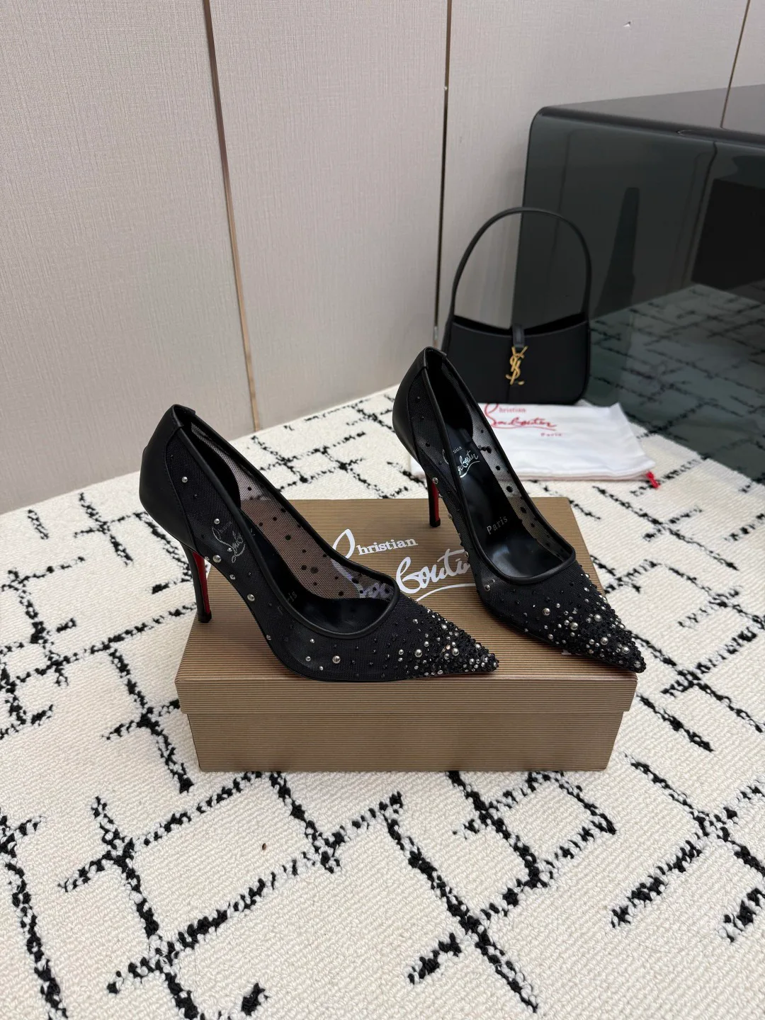 Women's Heels CHRISTIAN LOUBOUTIN 16926571