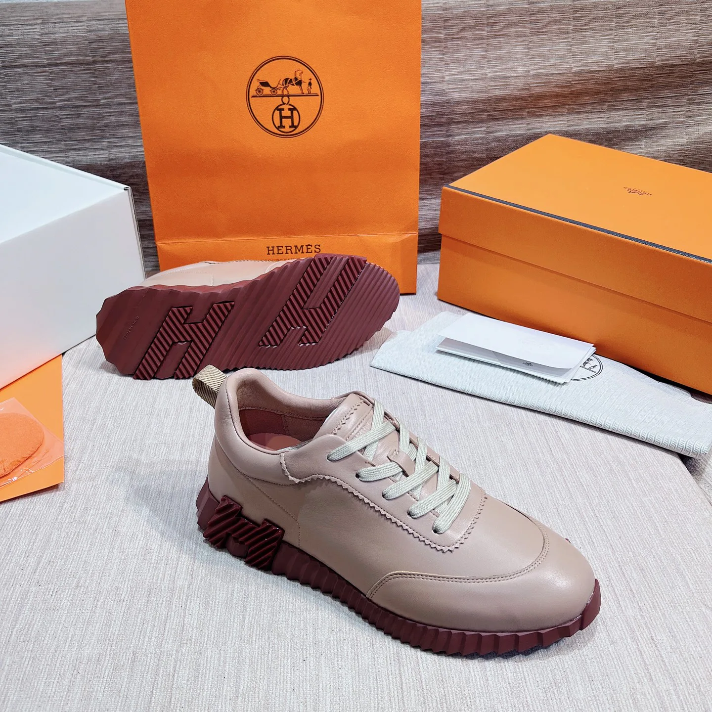 Women's Sneakers HERMES 17749547