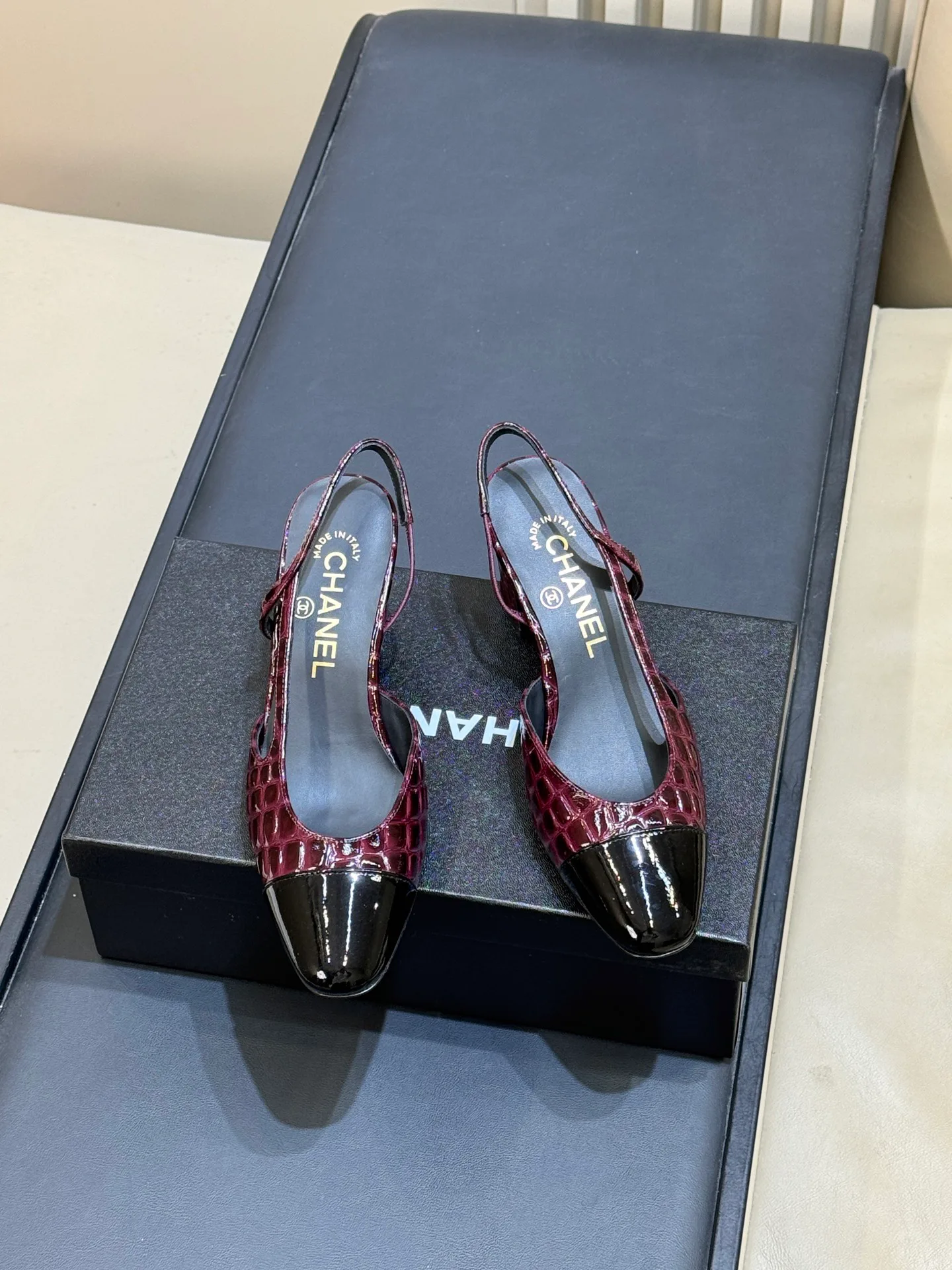 Women's Heels CHANEL 18073199