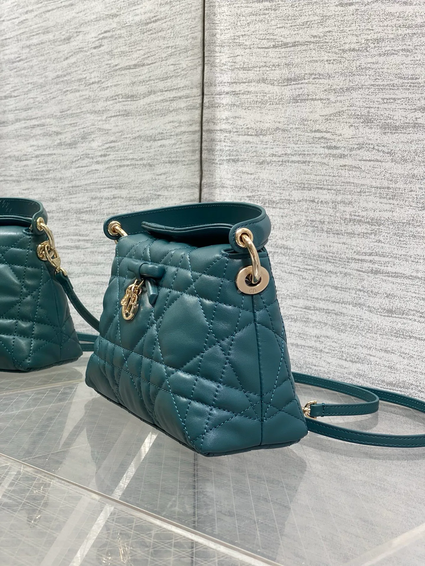 Women's Classic Handbags CHRISTIAN DIOR 18341400