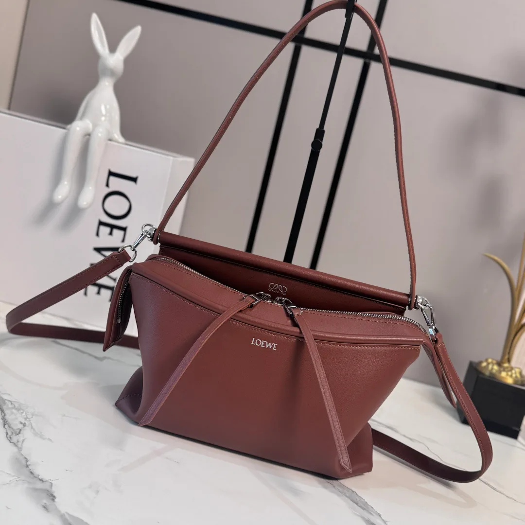 Классические Сумки Женские Loewe 18632311