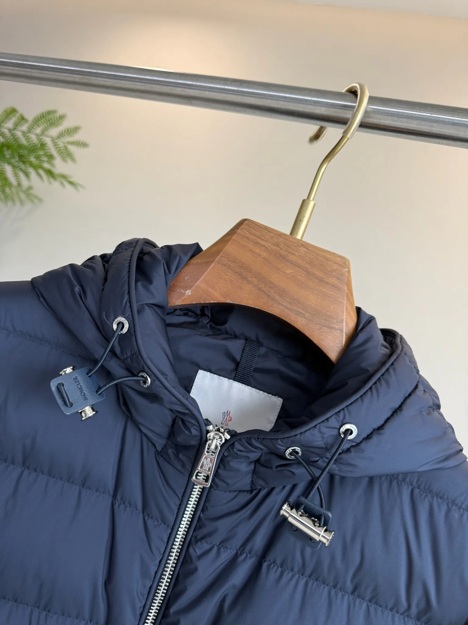Men's Jackets And Down Jackets MONCLER 18084499