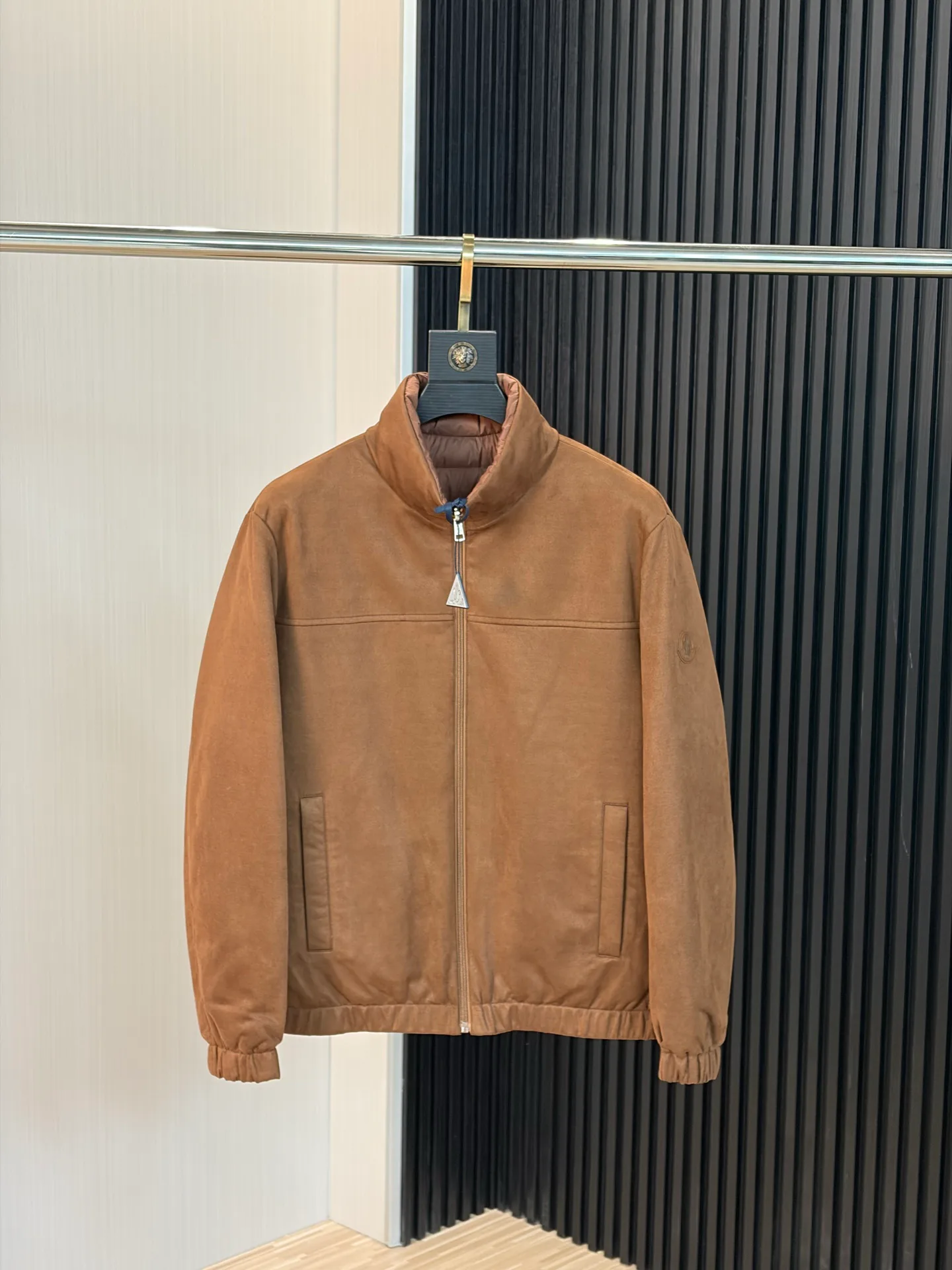 Women's Jackets And Down Jackets MONCLER 18188487