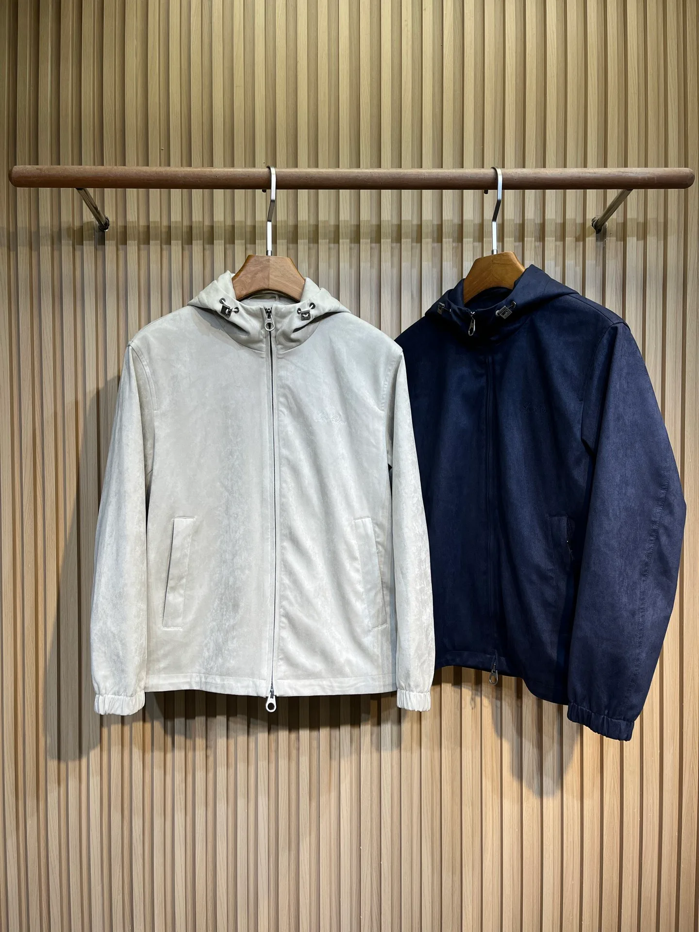 Куртки И Пуховики Мужские Loro Piana 18609364