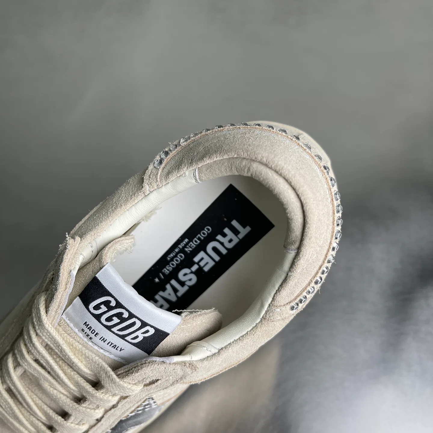 Women's Sneakers GOLDEN GOOSE 17214167