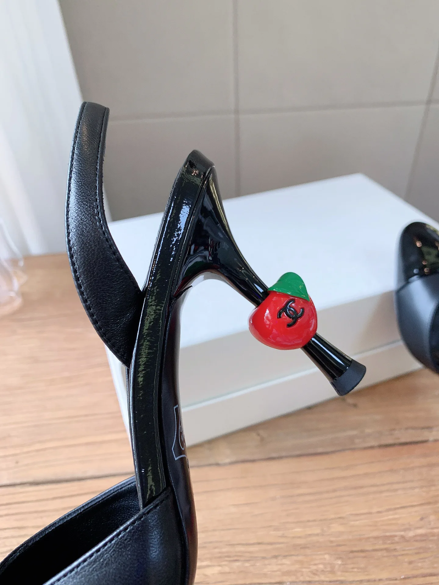 Women's Heels CHANEL 16942023