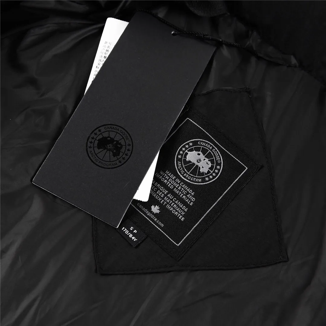 Куртки И Пуховики Мужские Canada Goose 18684504