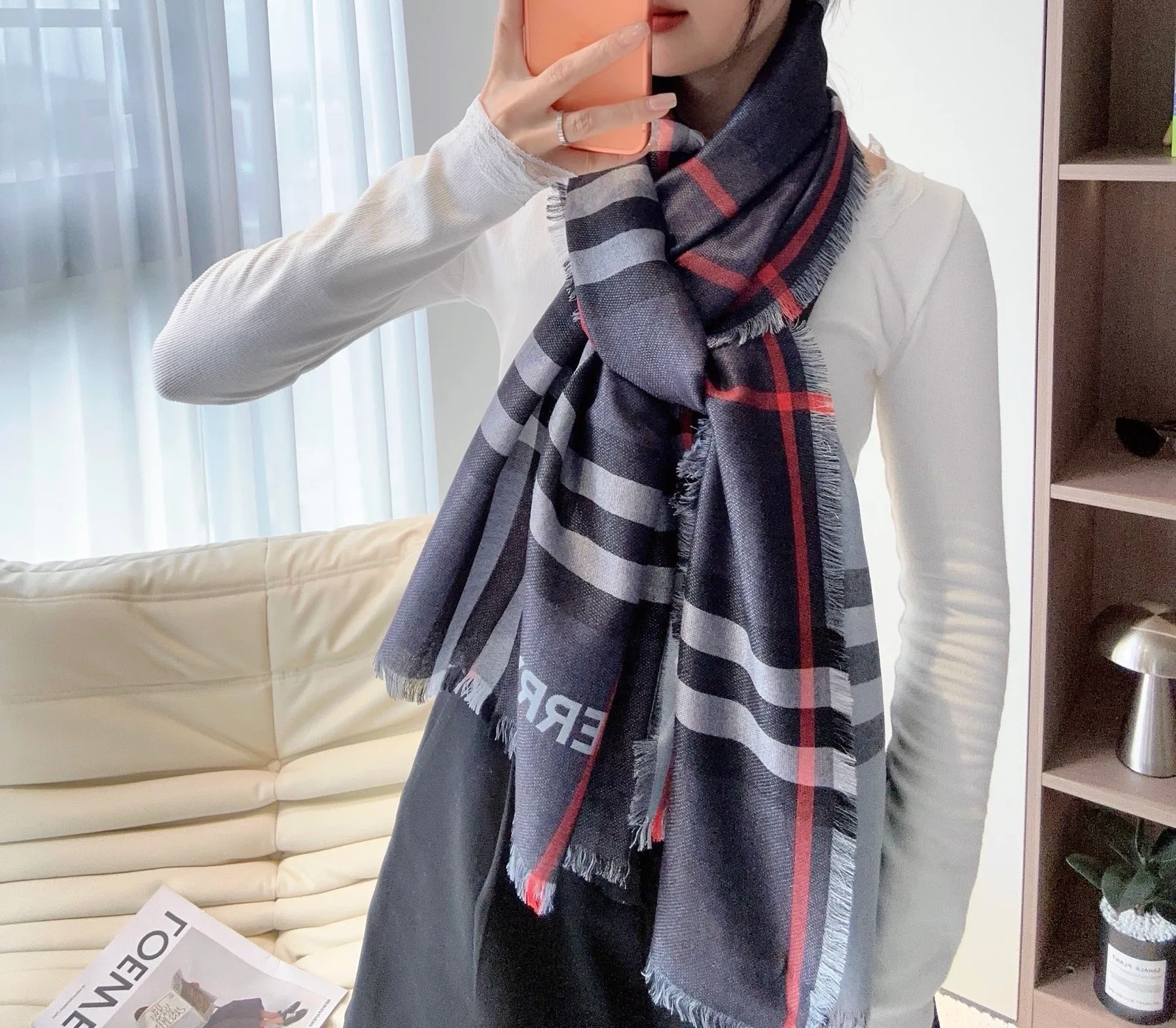 Scarves BURBERRY 18401187