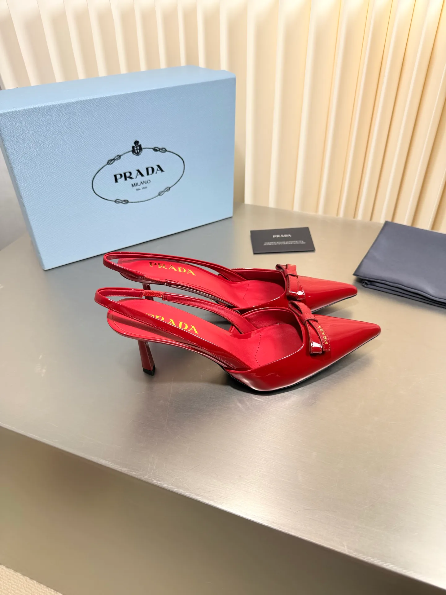 Women's Heels PRADA 18083093