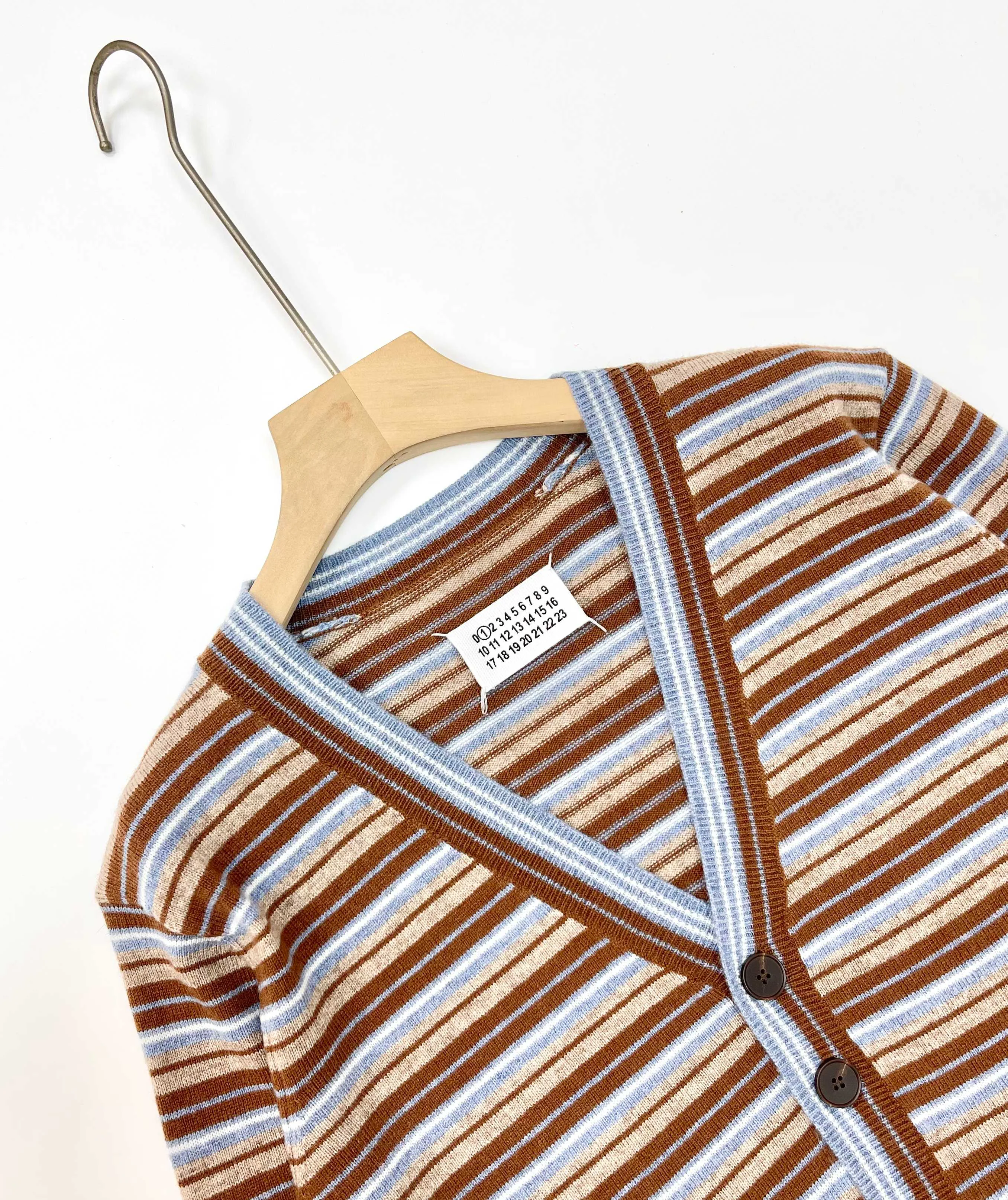 Women's Jumpers And Sweaters MAISON MARGIELA 18028227
