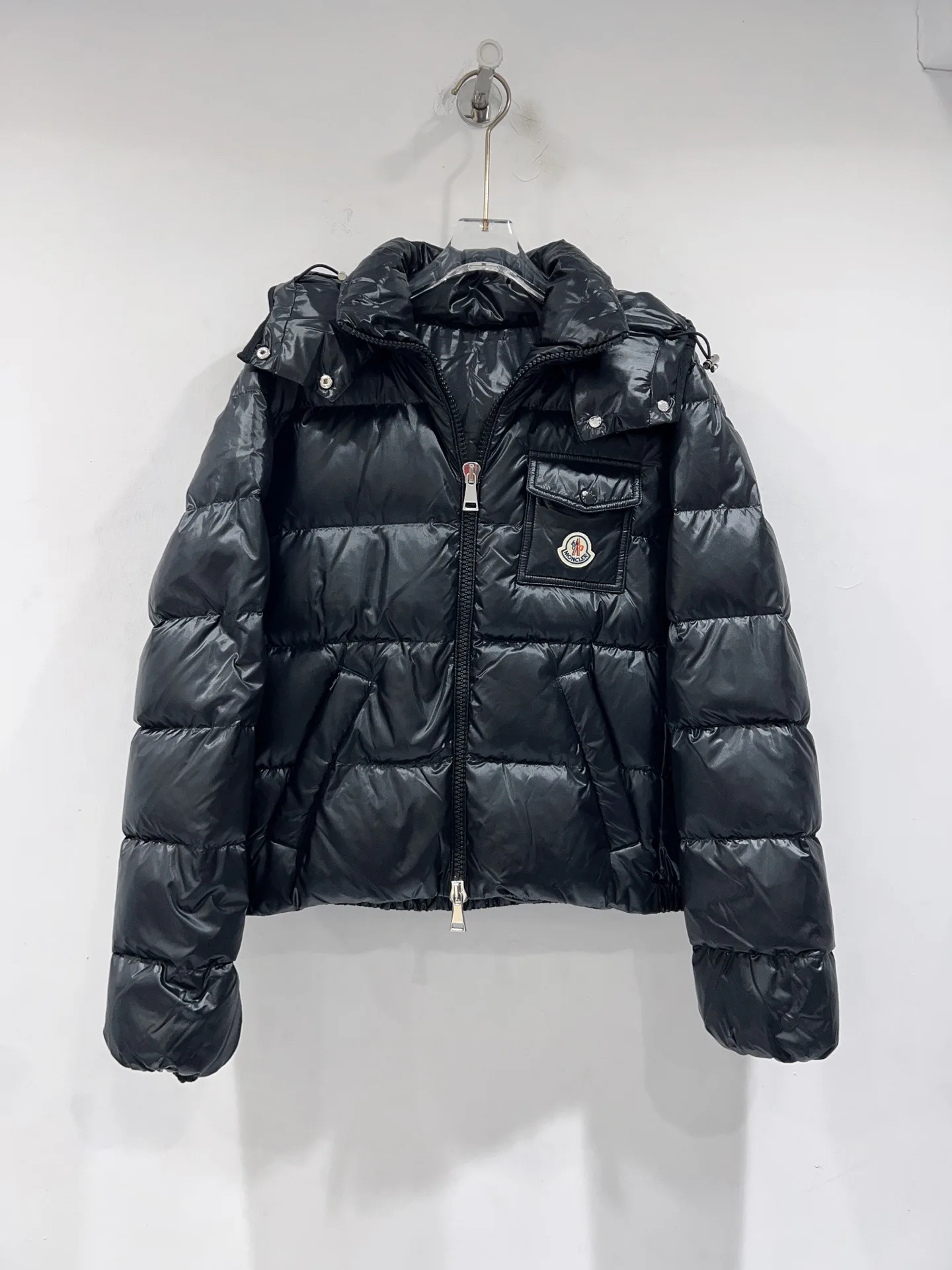 Women's Jackets And Down Jackets MONCLER 19563151