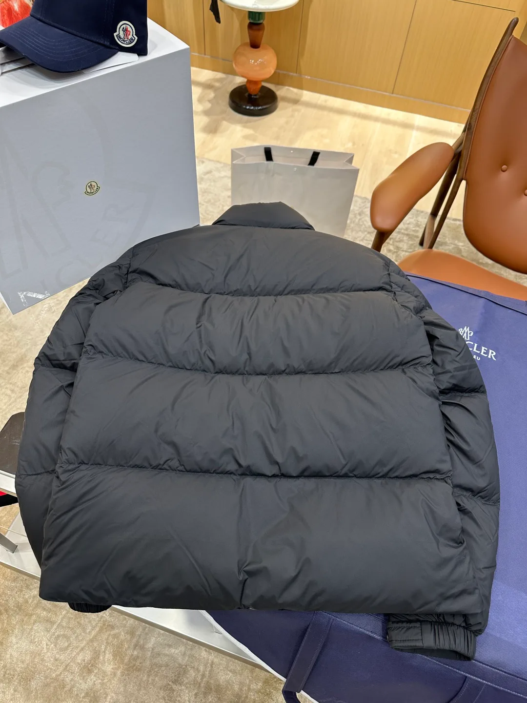 Men's Jackets And Down Jackets MONCLER 18461315