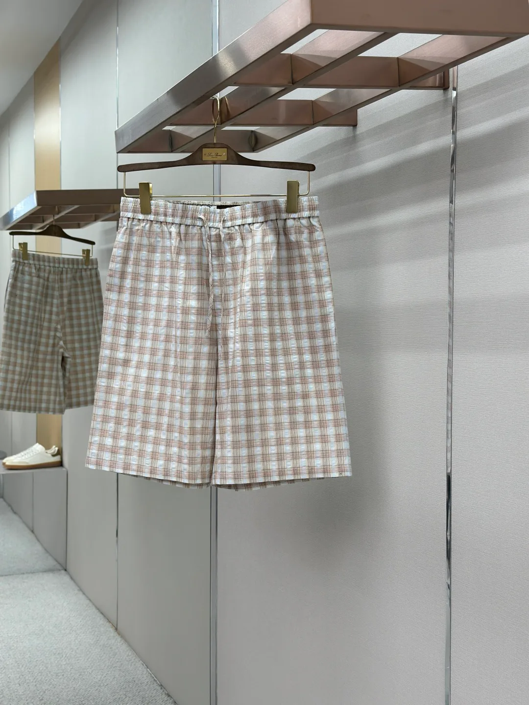 Men's Shorts LOEWE 17288601