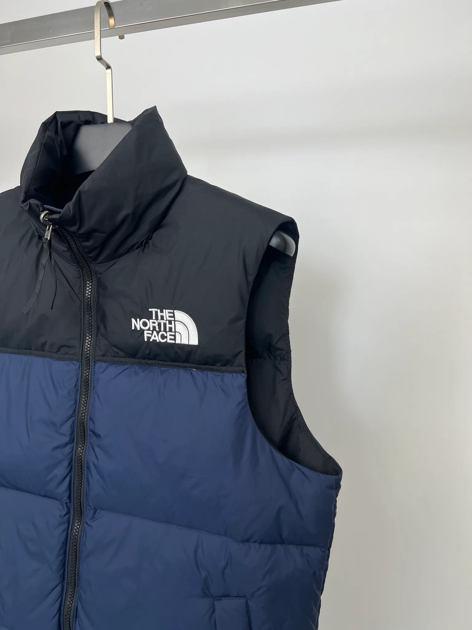 Women's Vests THE NORTH FACE 18416025