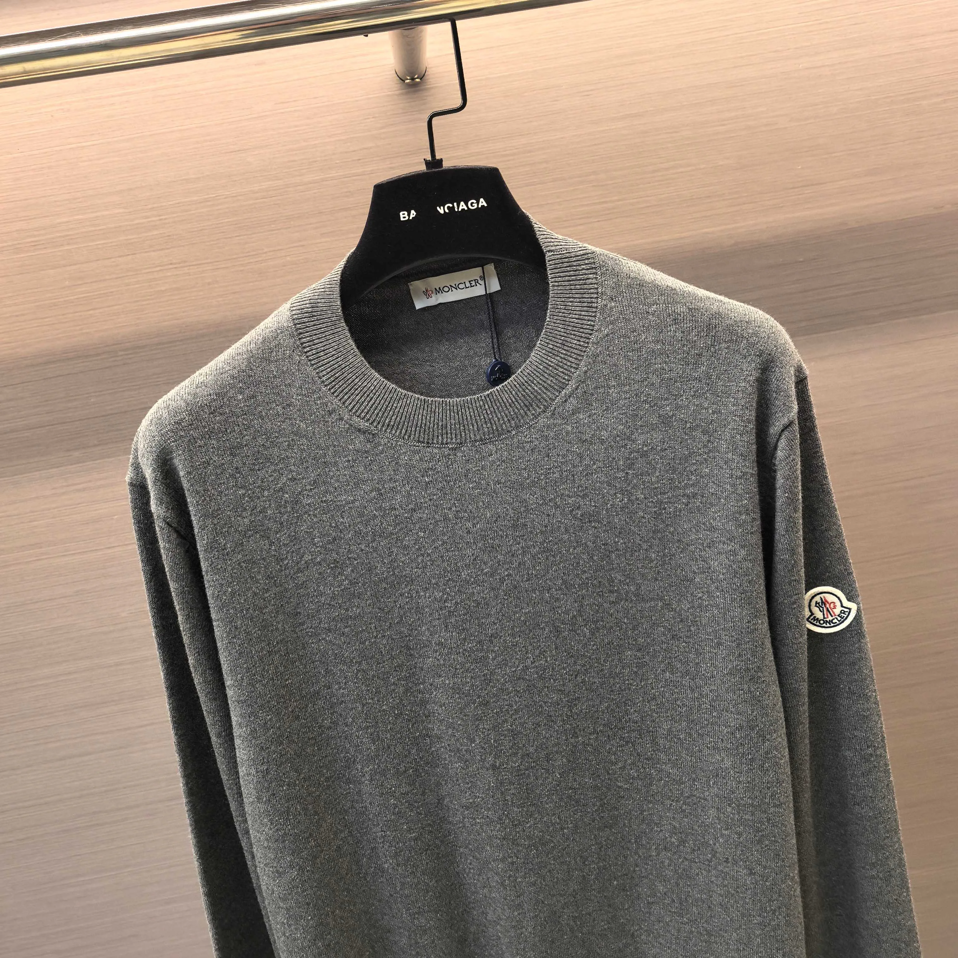 Men's Jumpers And Sweaters MONCLER 18243950