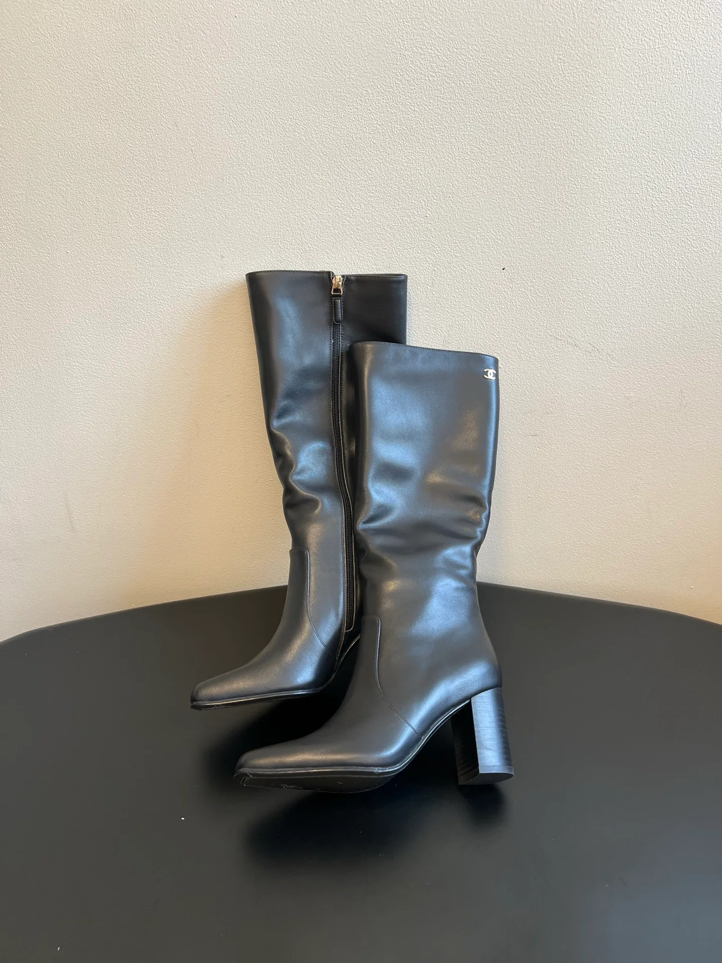 Women's Boots CHANEL 18137178
