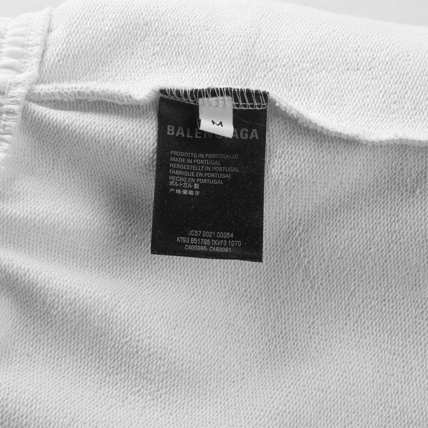 Women's Shorts BALENCIAGA 18190604