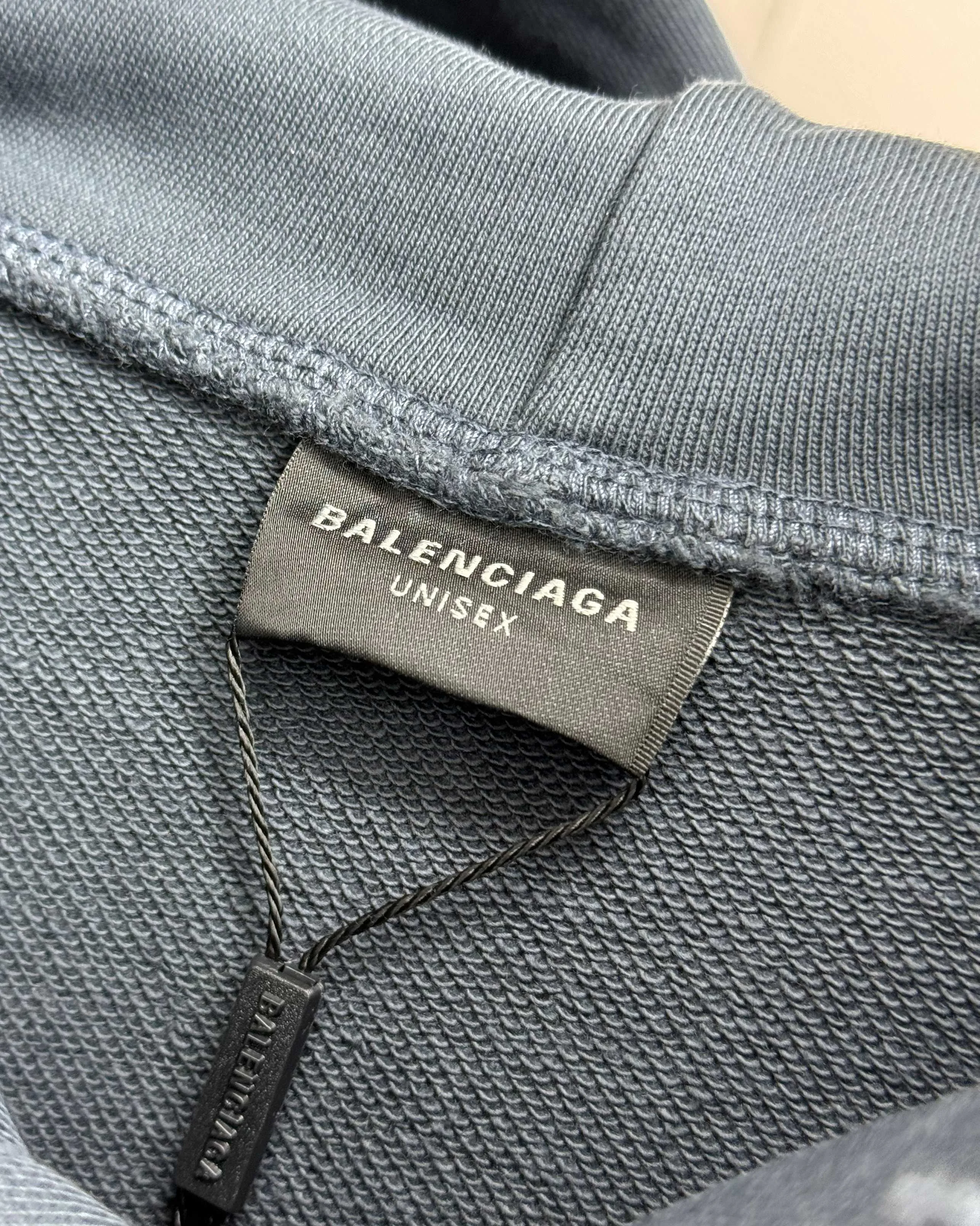 Men's Sweatshirts And Hoodies BALENCIAGA 18189743