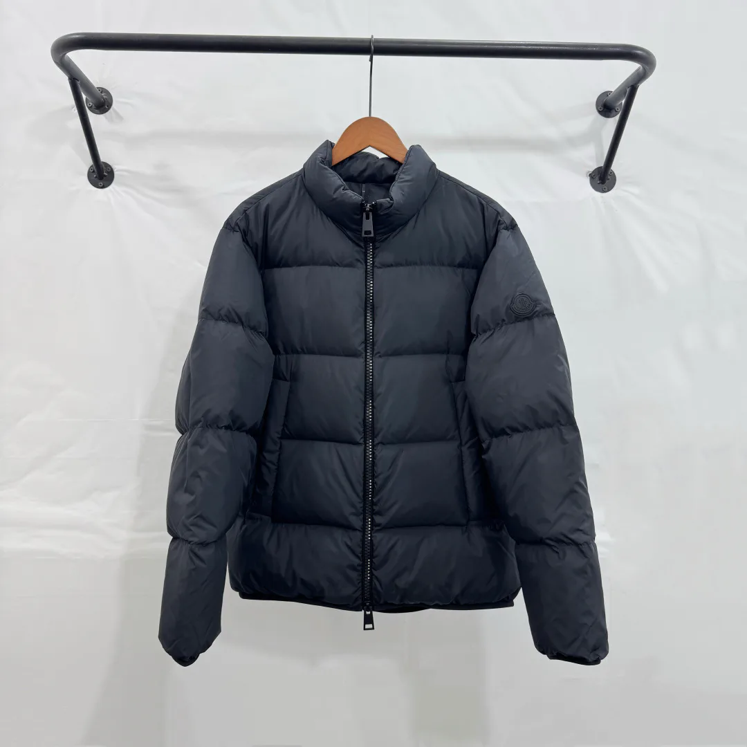 Men's Jackets And Down Jackets MONCLER 17827397