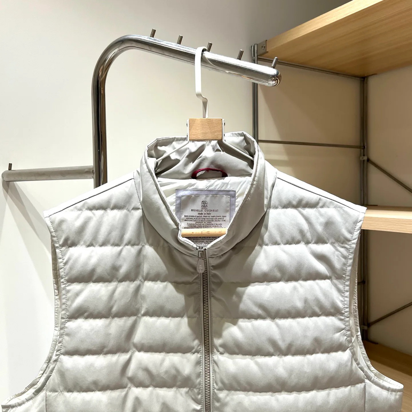 Men's Vests BRUNELLO CUCINELLI 17937838