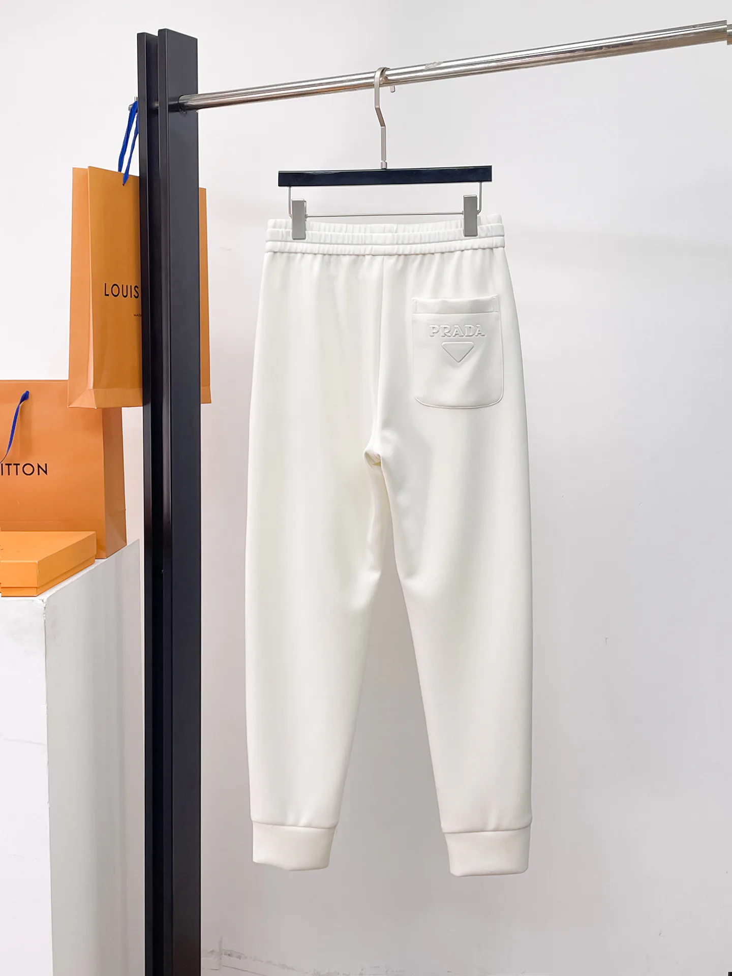 Брюки Мужские Prada 18596794