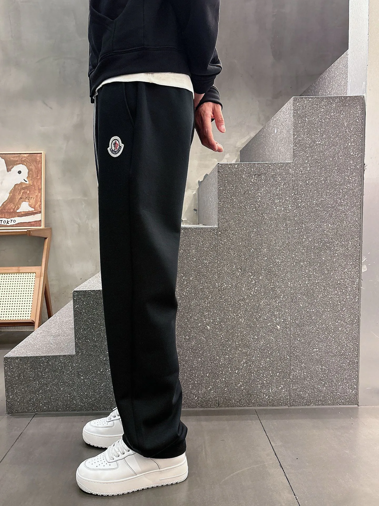 Брюки Мужские Moncler 18596840