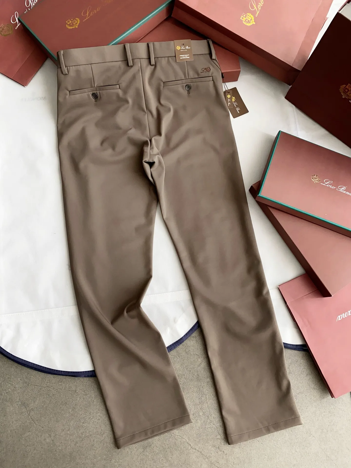Men's Trousers LORO PIANA 18161909