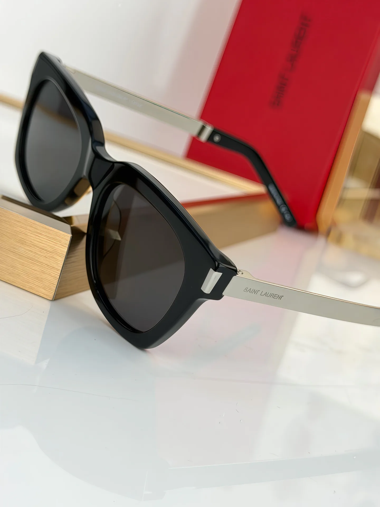 Glasses SAINT LAURENT 18059972
