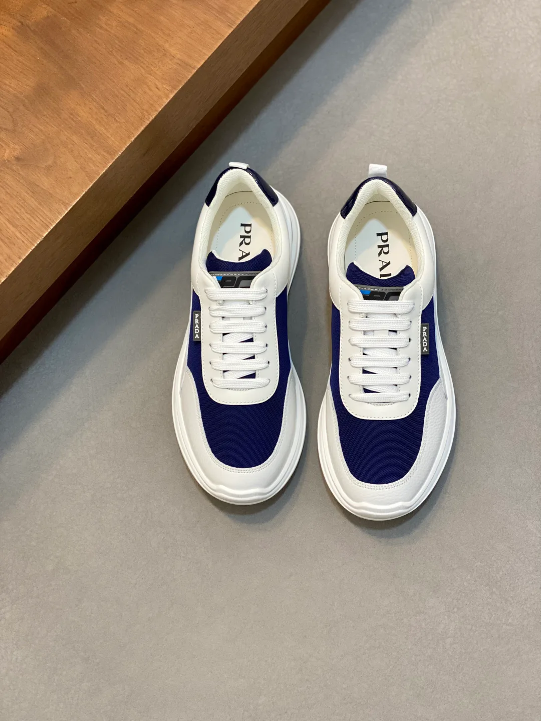 Men's Sneakers PRADA 17809332