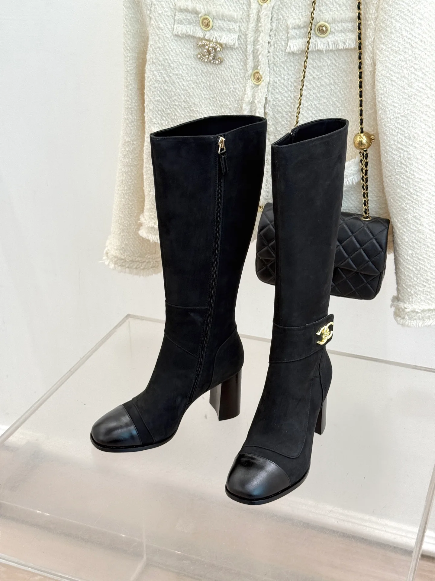 Women's Boots CHANEL 18154334