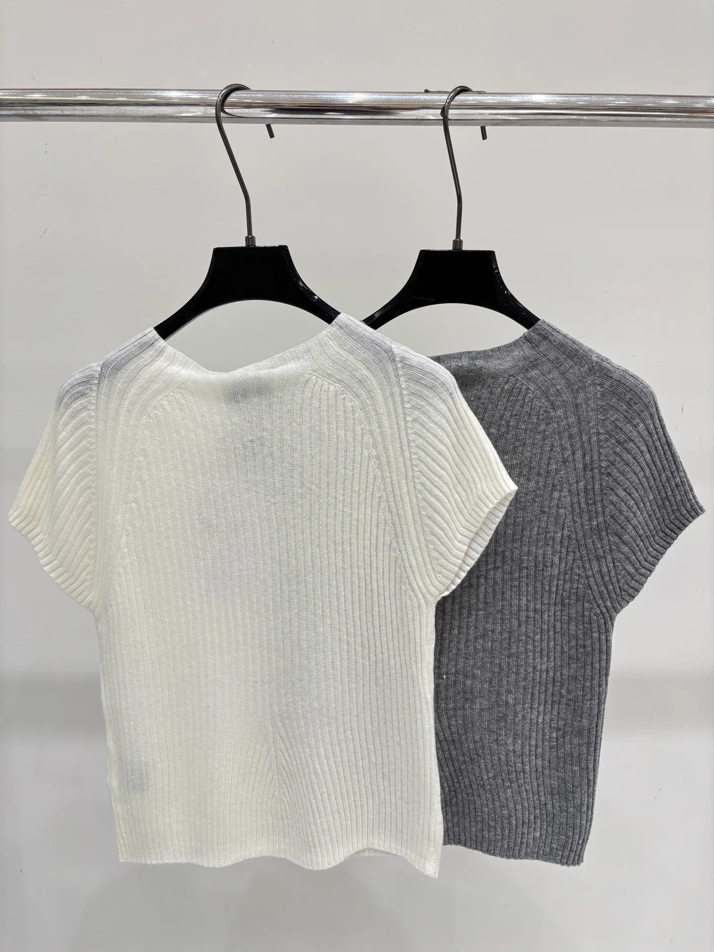 Women's T-Shirts CHANEL 17612136