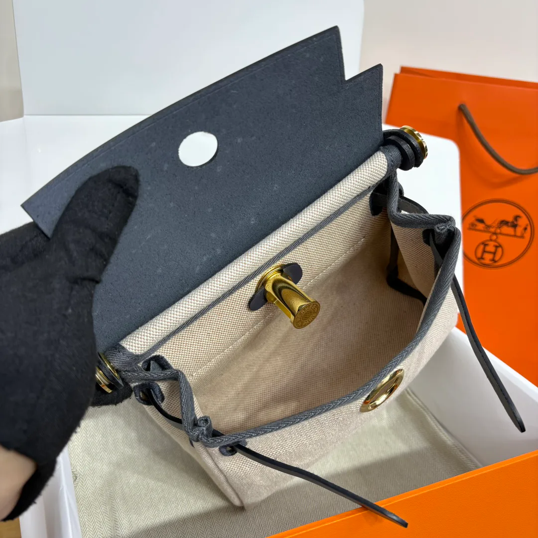 Women's Classic Handbags HERMES 18394441