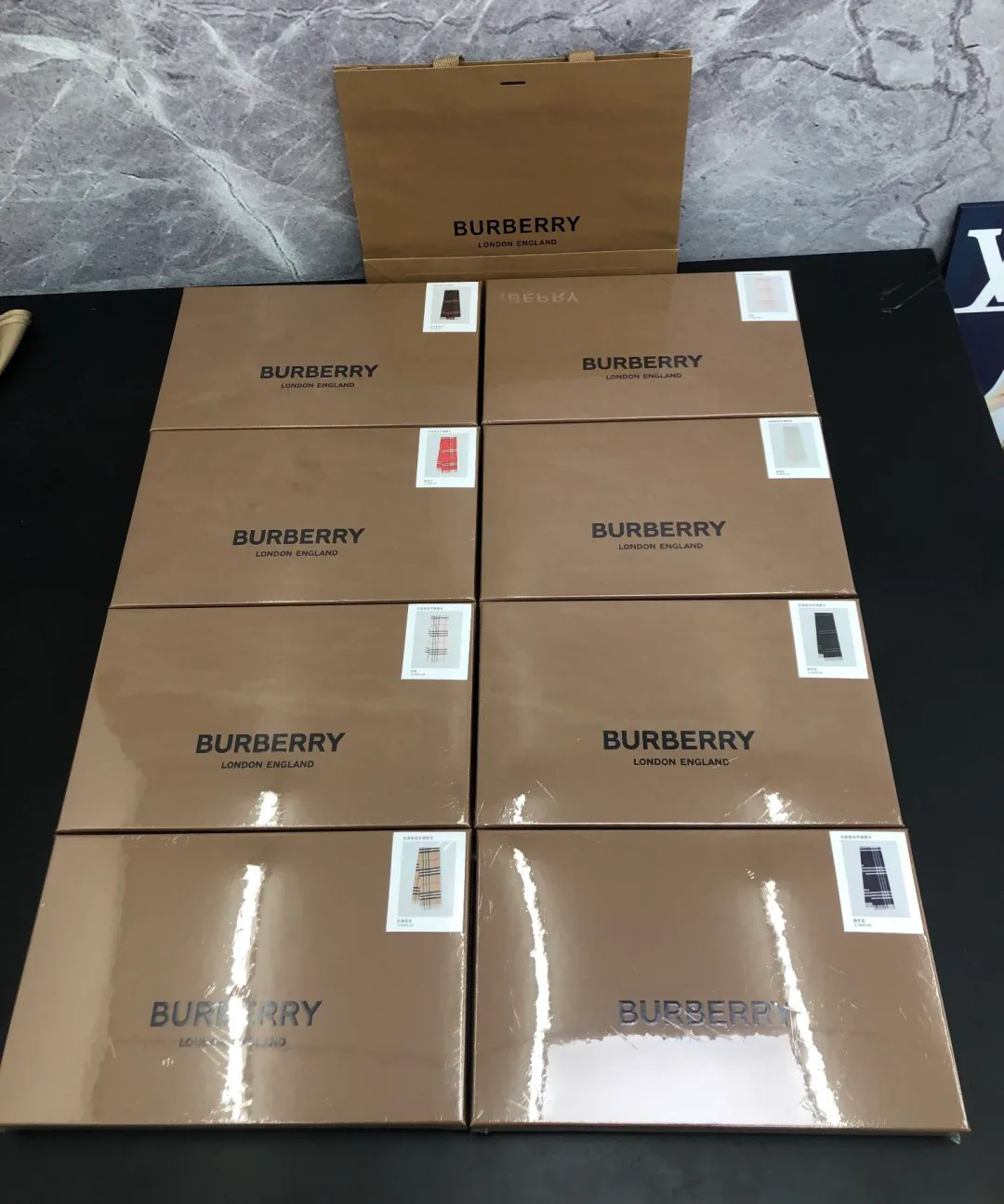Scarves BURBERRY 18141190