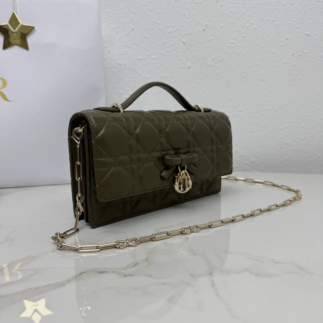 Women's Classic Handbags CHRISTIAN DIOR 18116381
