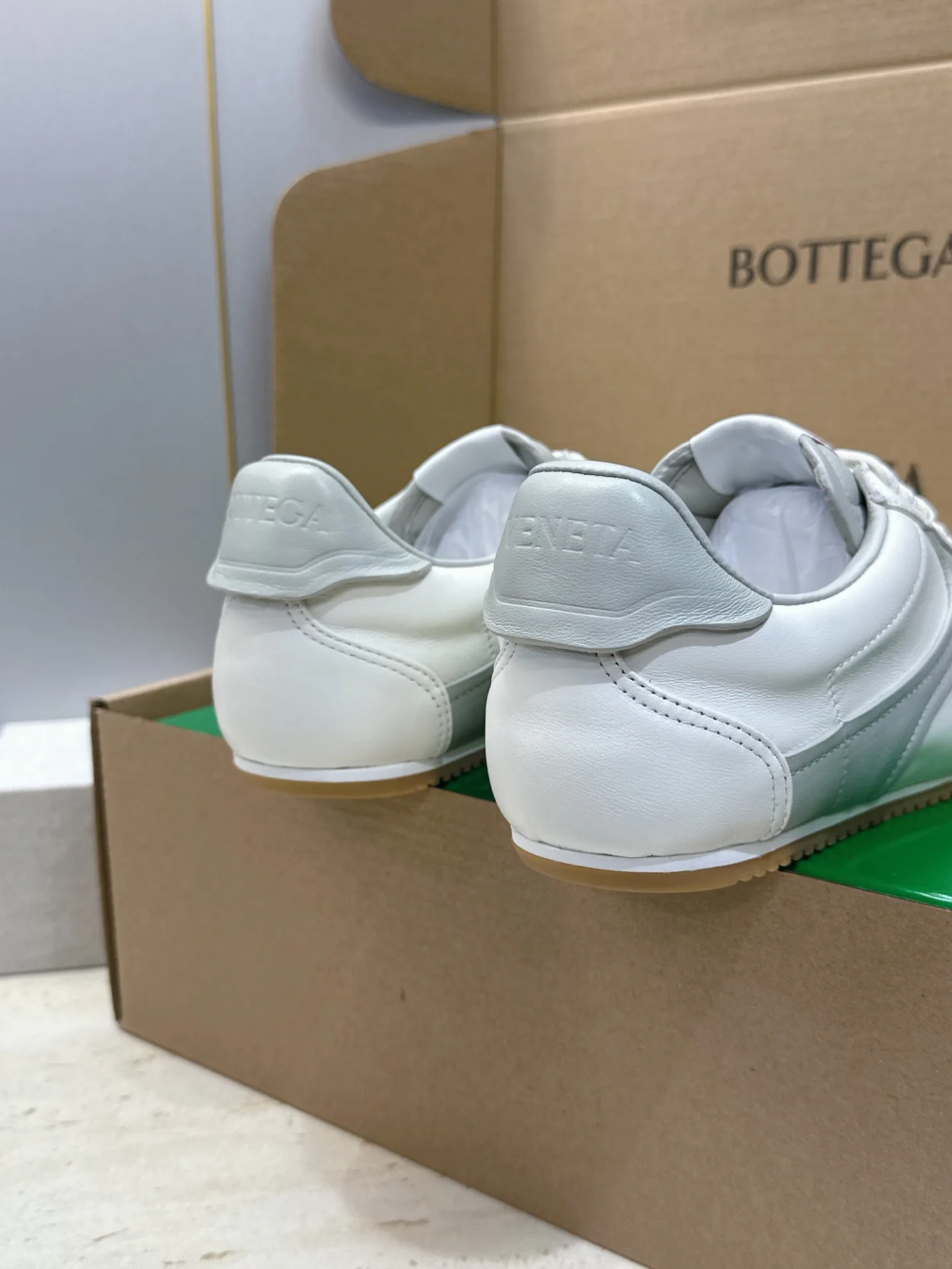 Women's Sneakers BOTTEGA VENETA 17861783