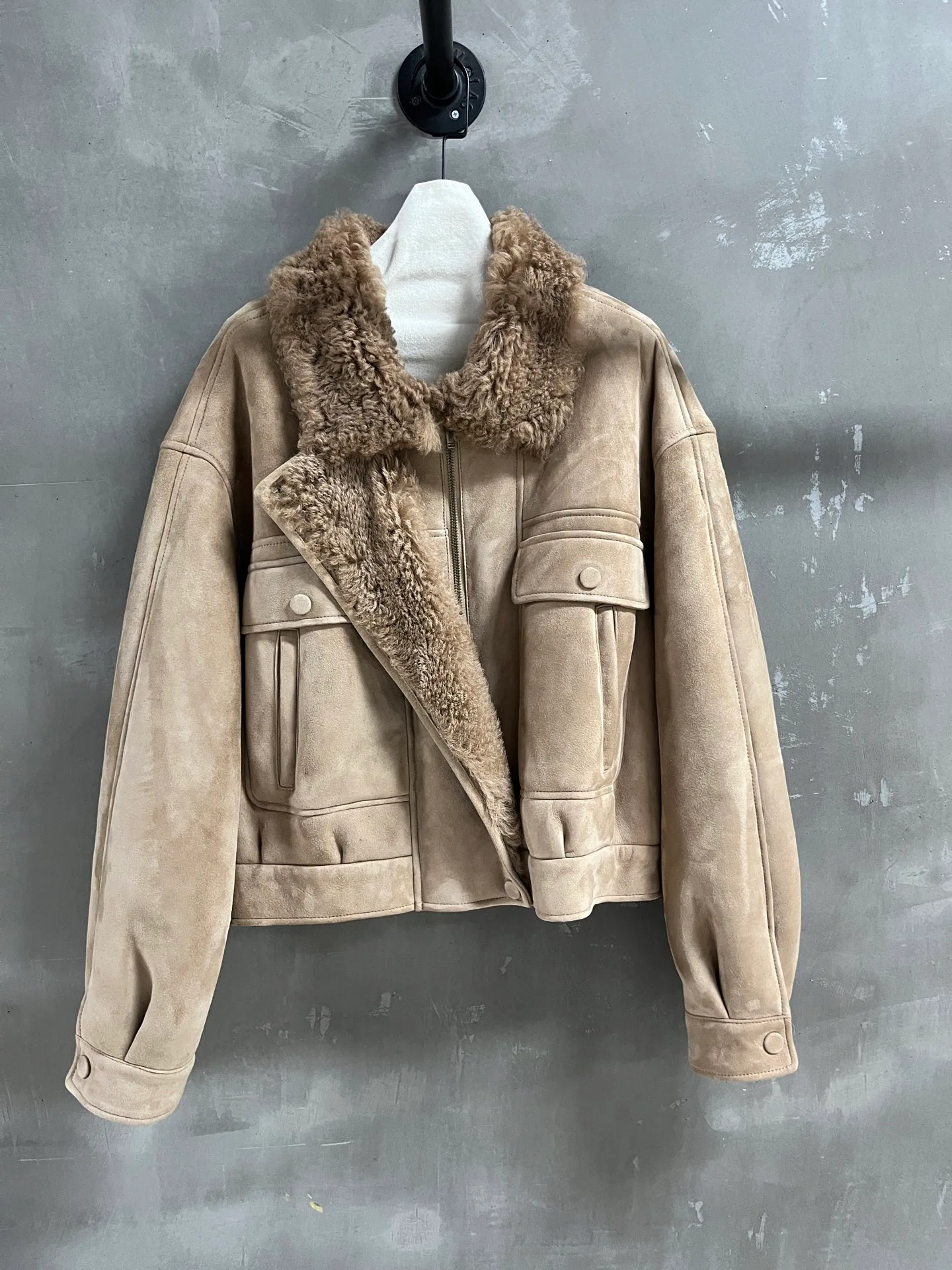 Women's Leather Jackets And Sheepskin Coats SAINT LAURENT 18226800