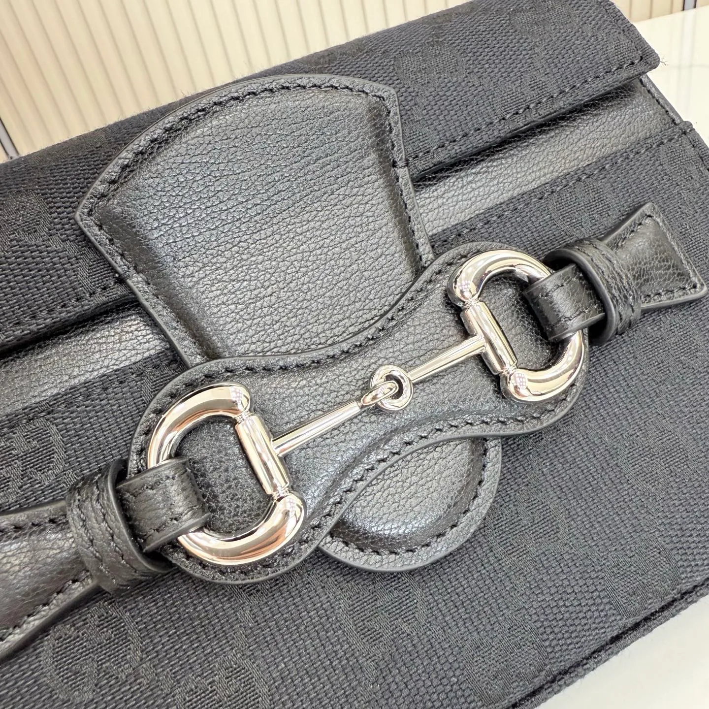 Women's Classic Handbags GUCCI 17947728