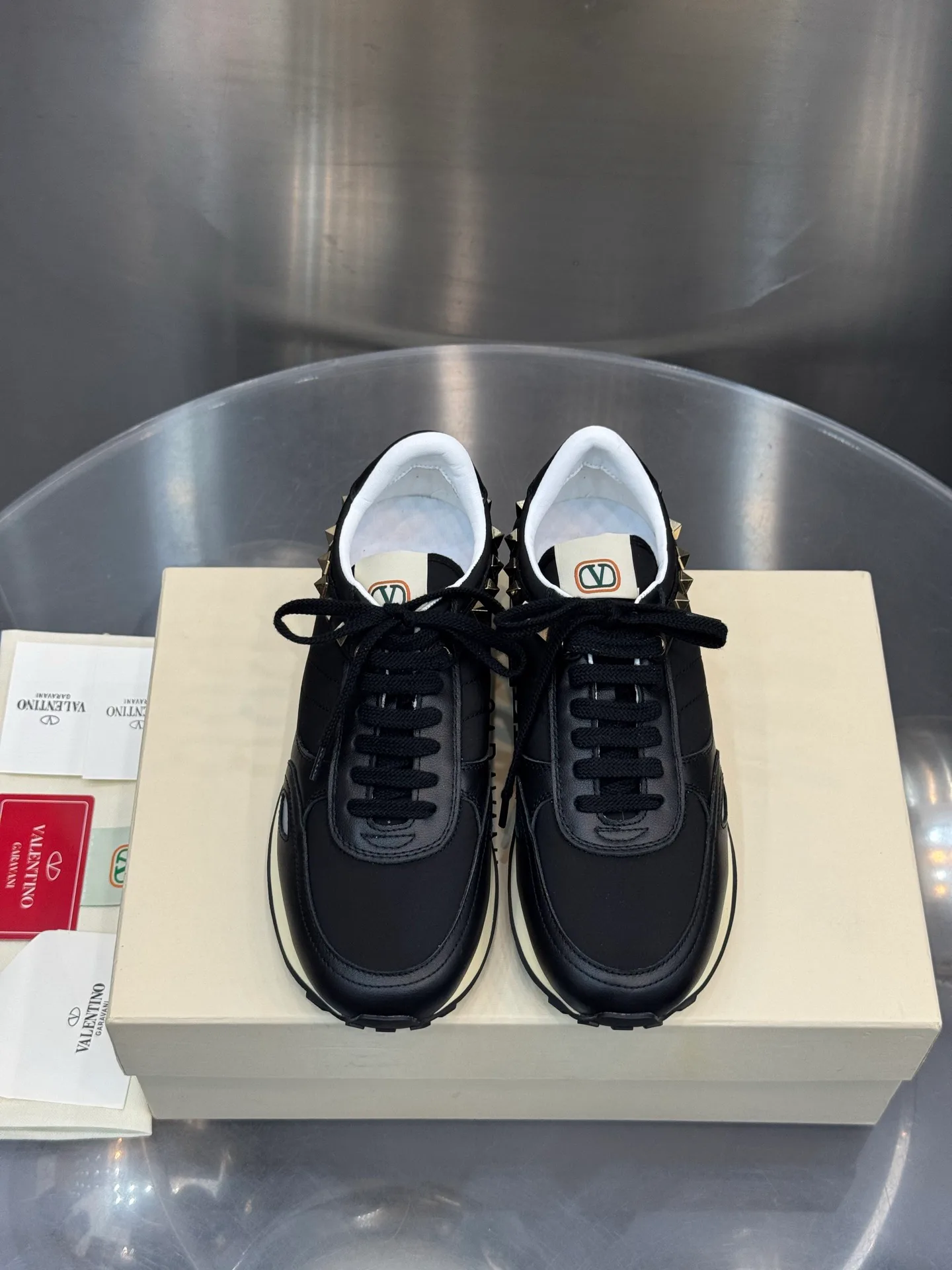 Women's Sneakers VALENTINO 18202513