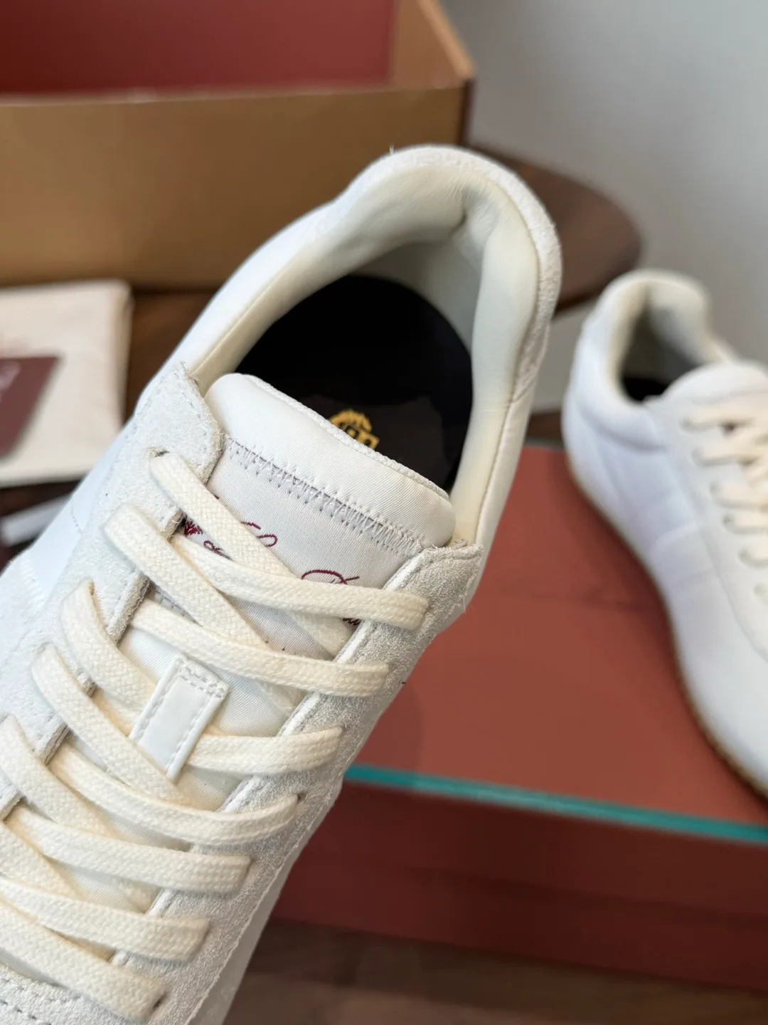 Women's Sneakers LORO PIANA 17535458