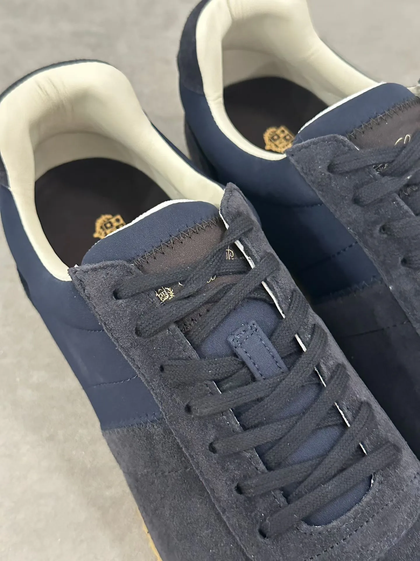 Women's Sneakers LORO PIANA 18267416
