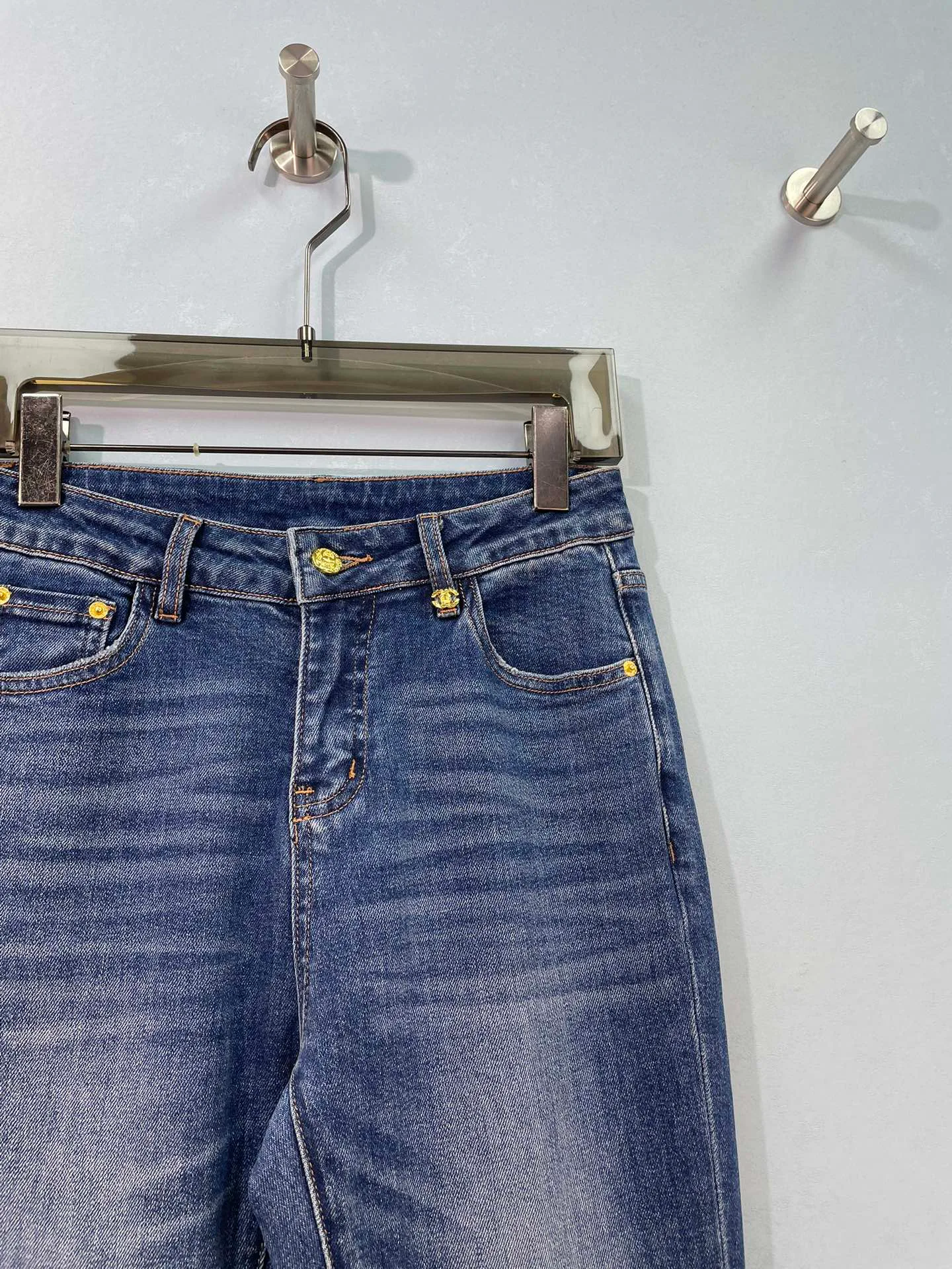 Women's Jeans CHANEL 18359237
