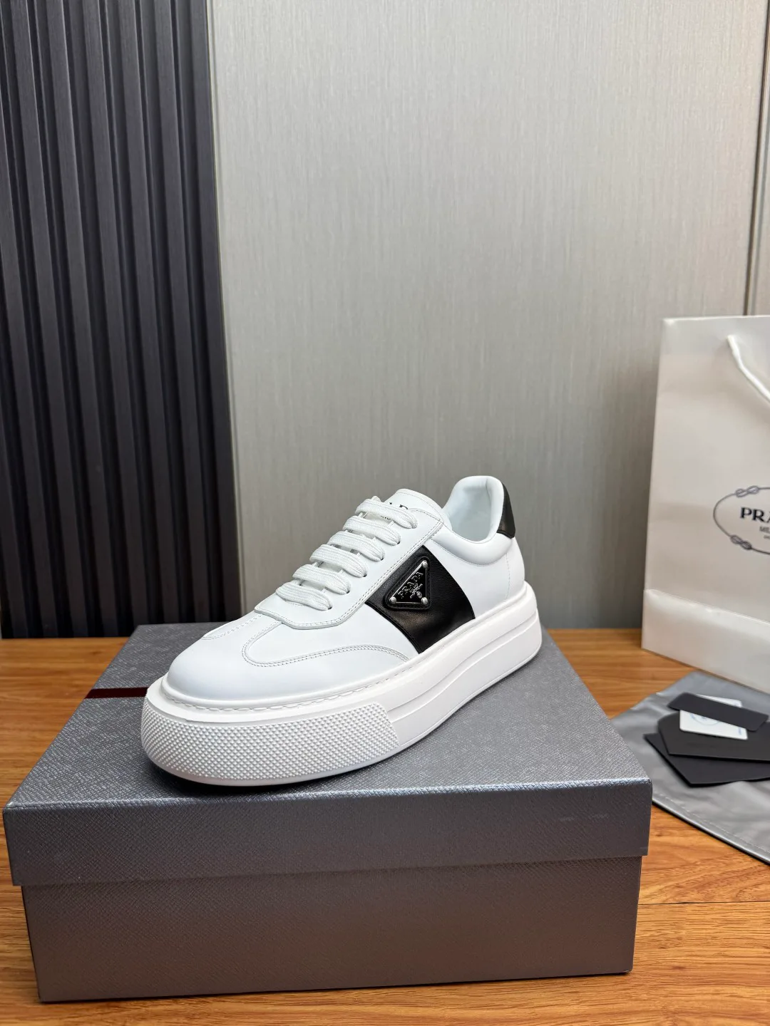 Men's Sneakers PRADA 17890558