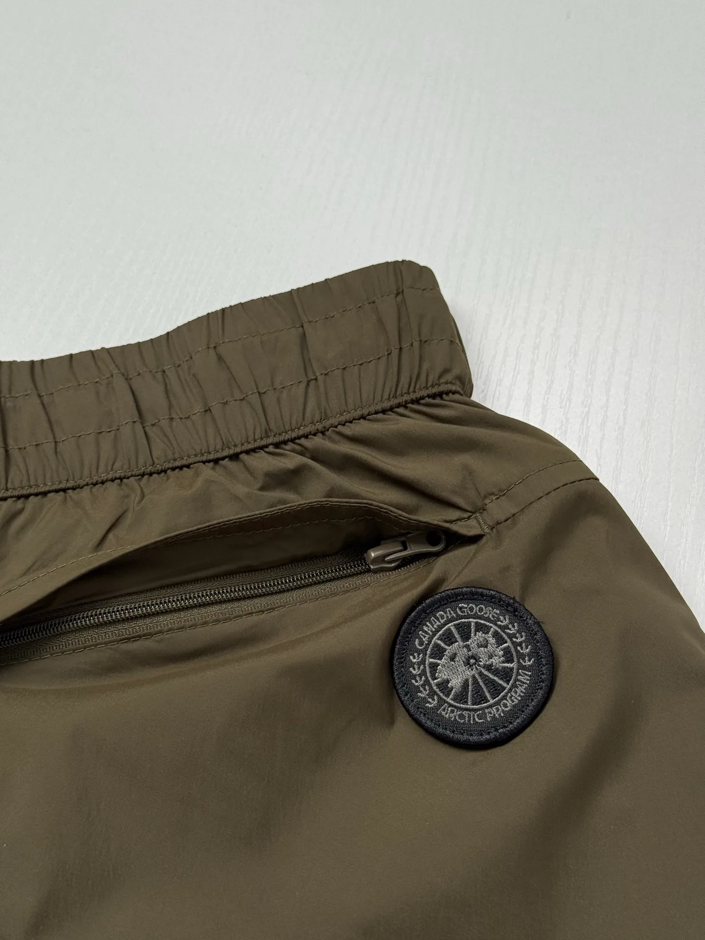 Women's Shorts CANADA GOOSE 17093308
